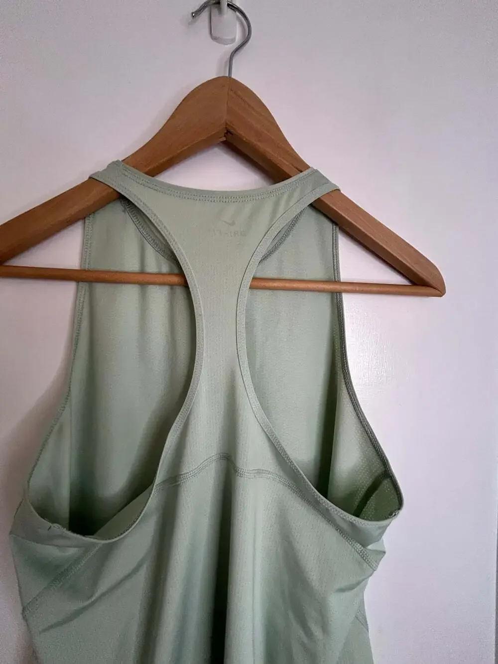 Women's Nike Dri Fit Tank in Mint Green Size M